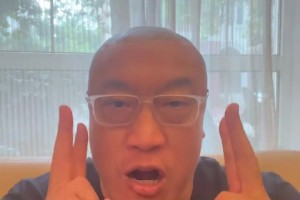 马健：骑士东决G1史诗级崩盘，惨遭尼克斯大逆转，这锅哈登背定了
